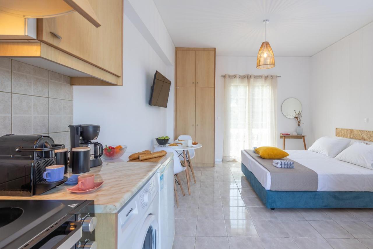 ארגוסטולי White House Studios & Apartments מראה חיצוני תמונה