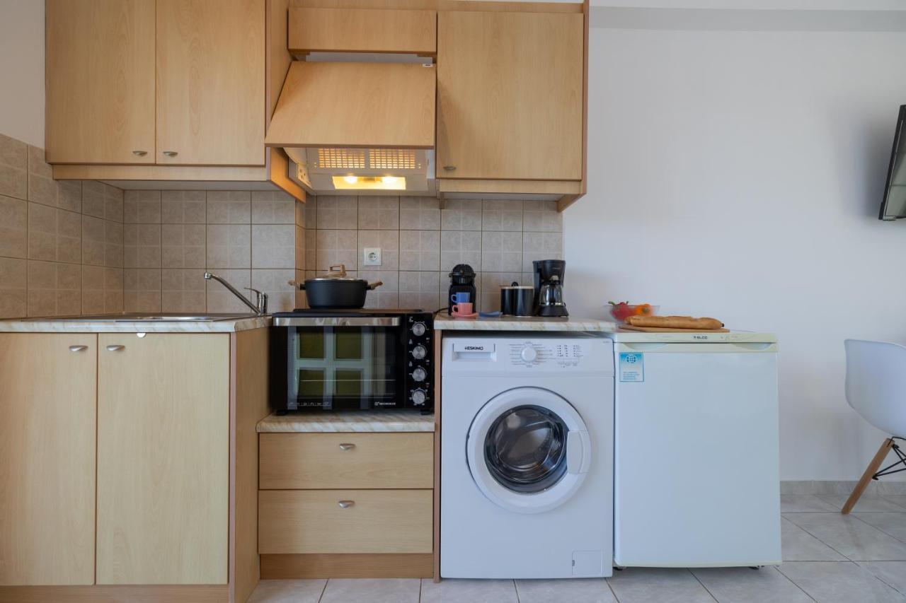 ארגוסטולי White House Studios & Apartments מראה חיצוני תמונה