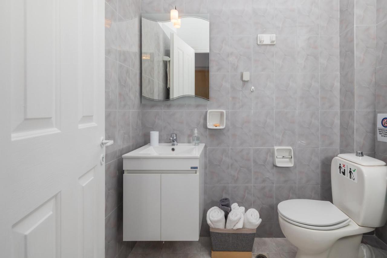 ארגוסטולי White House Studios & Apartments מראה חיצוני תמונה