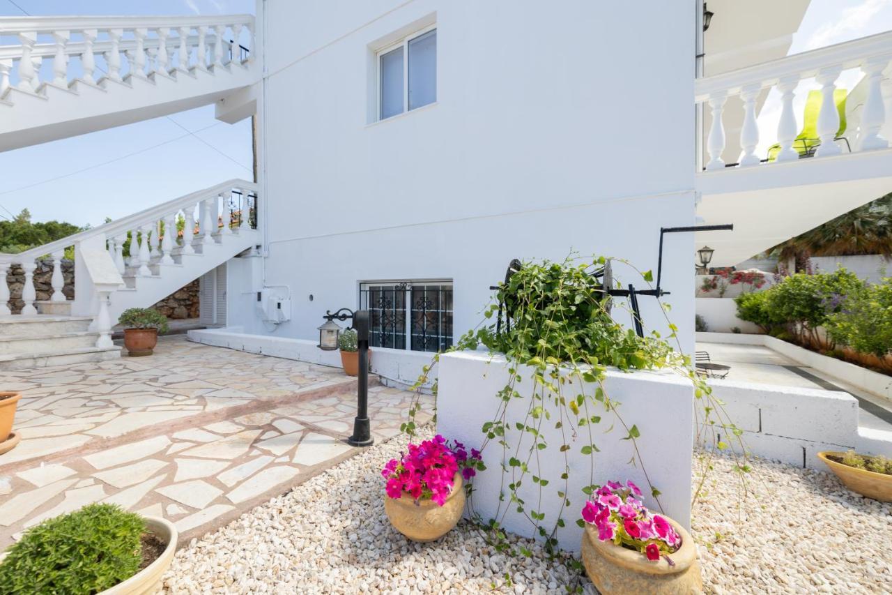 ארגוסטולי White House Studios & Apartments מראה חיצוני תמונה