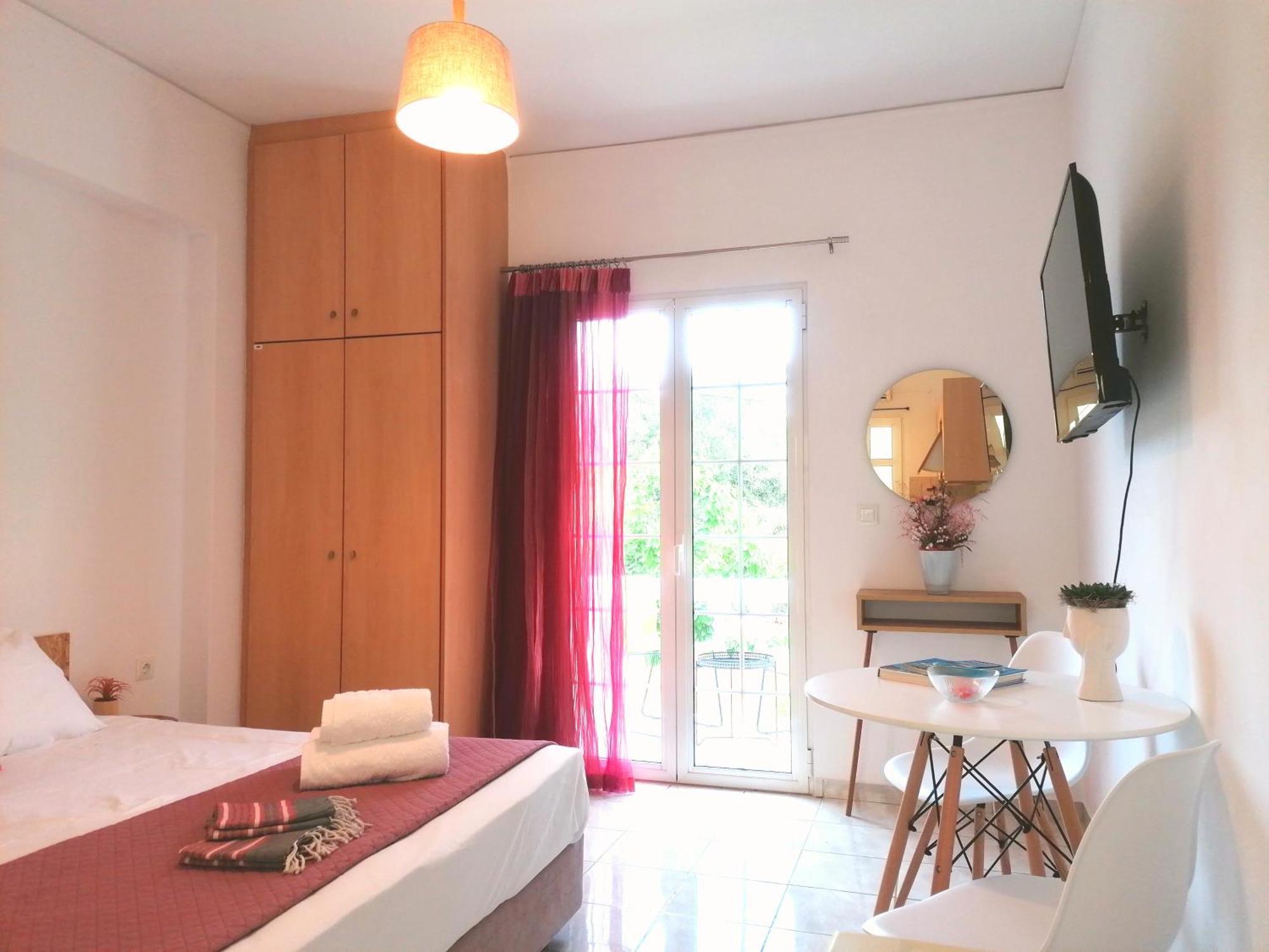 ארגוסטולי White House Studios & Apartments מראה חיצוני תמונה